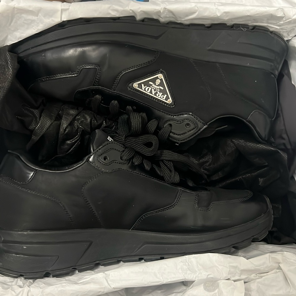 Prada shoes 43